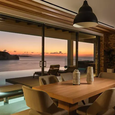 וילה Alkyonides Plumage