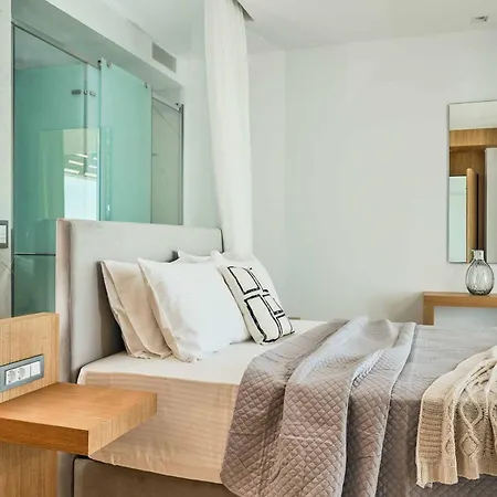 Alkyonides Plumage וילה