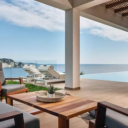 Alkyonides Plumage Marathiás