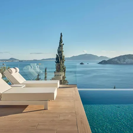 Alkyonides Plumage Villa