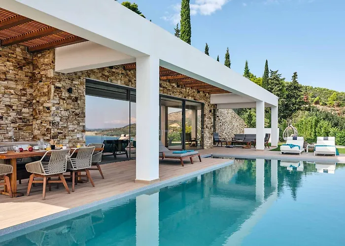 Alkyonides Plumage * Marathiás